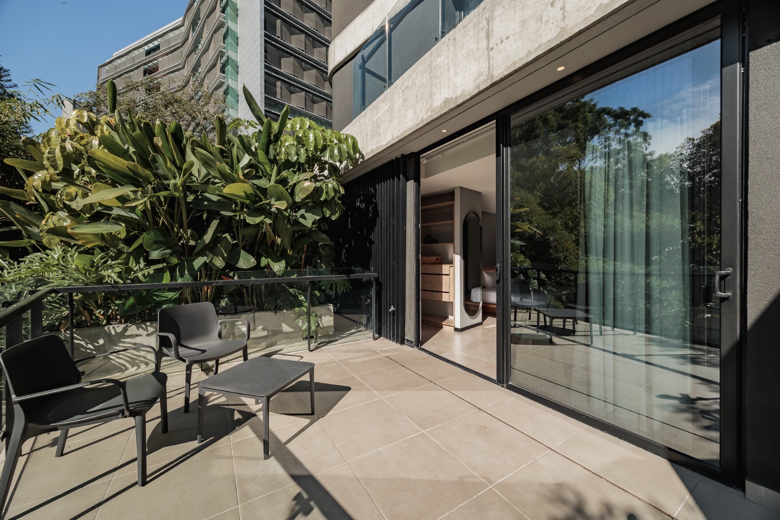 Twin Suite Terrace before renovation